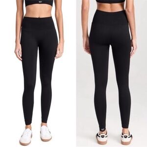 SET Active Jet Black Sculptflex Leggings